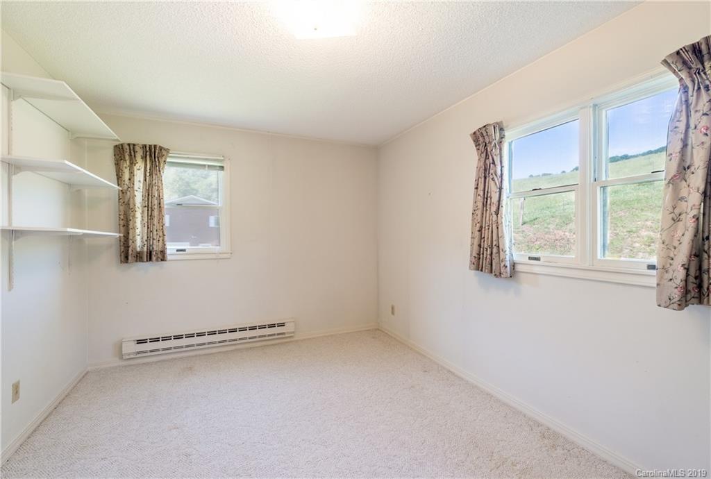 1086 Jones Cove Road Clyde, NC 28721 - Photo 18 of 29