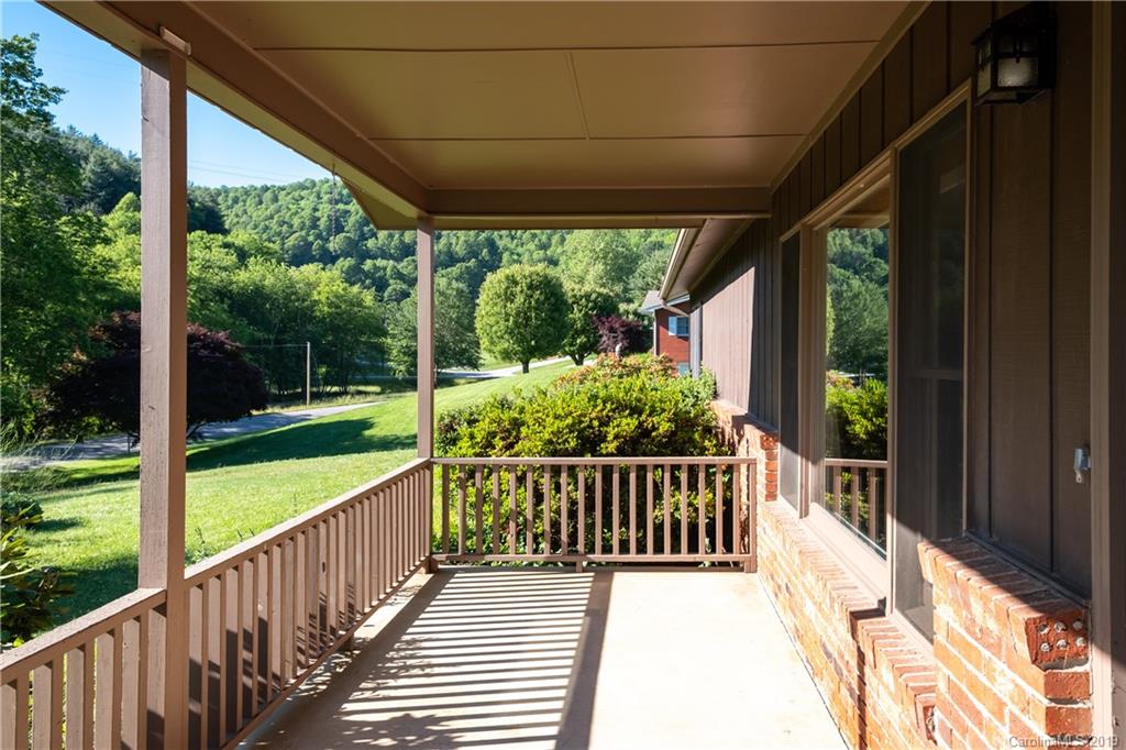 1086 Jones Cove Road Clyde, NC 28721 - Photo 9 of 29