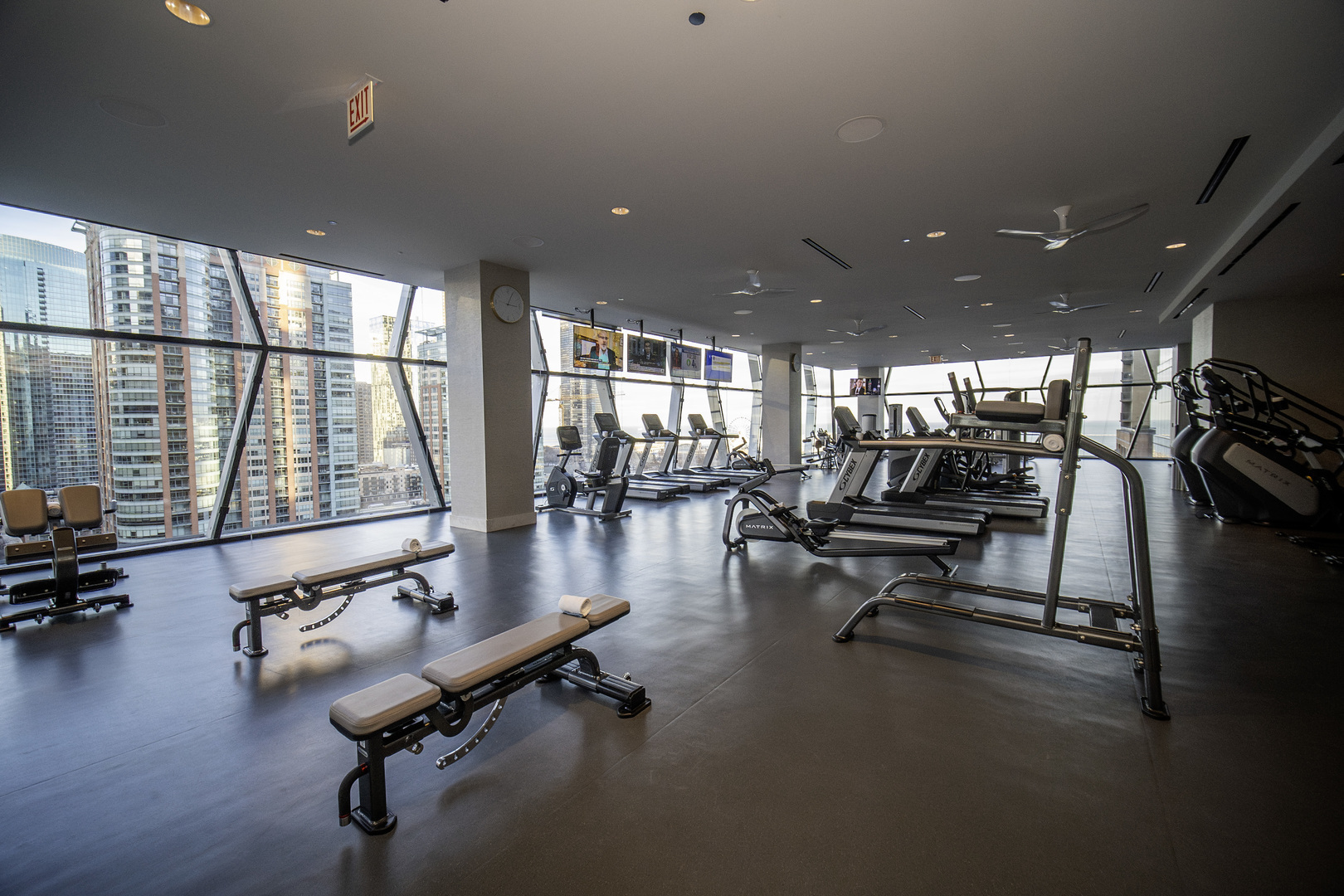 363 East Wacker Drive, Unit 2709 Chicago, IL 60601 - Photo 23 of 25 a view of a room with gym equipment