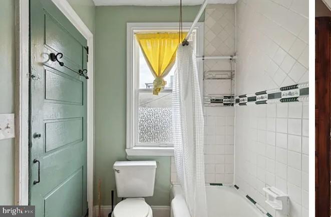 803 North 5th Street Philadelphia, PA 19123 - Photo 12 of 19 a bathroom with a toilet sink and shower