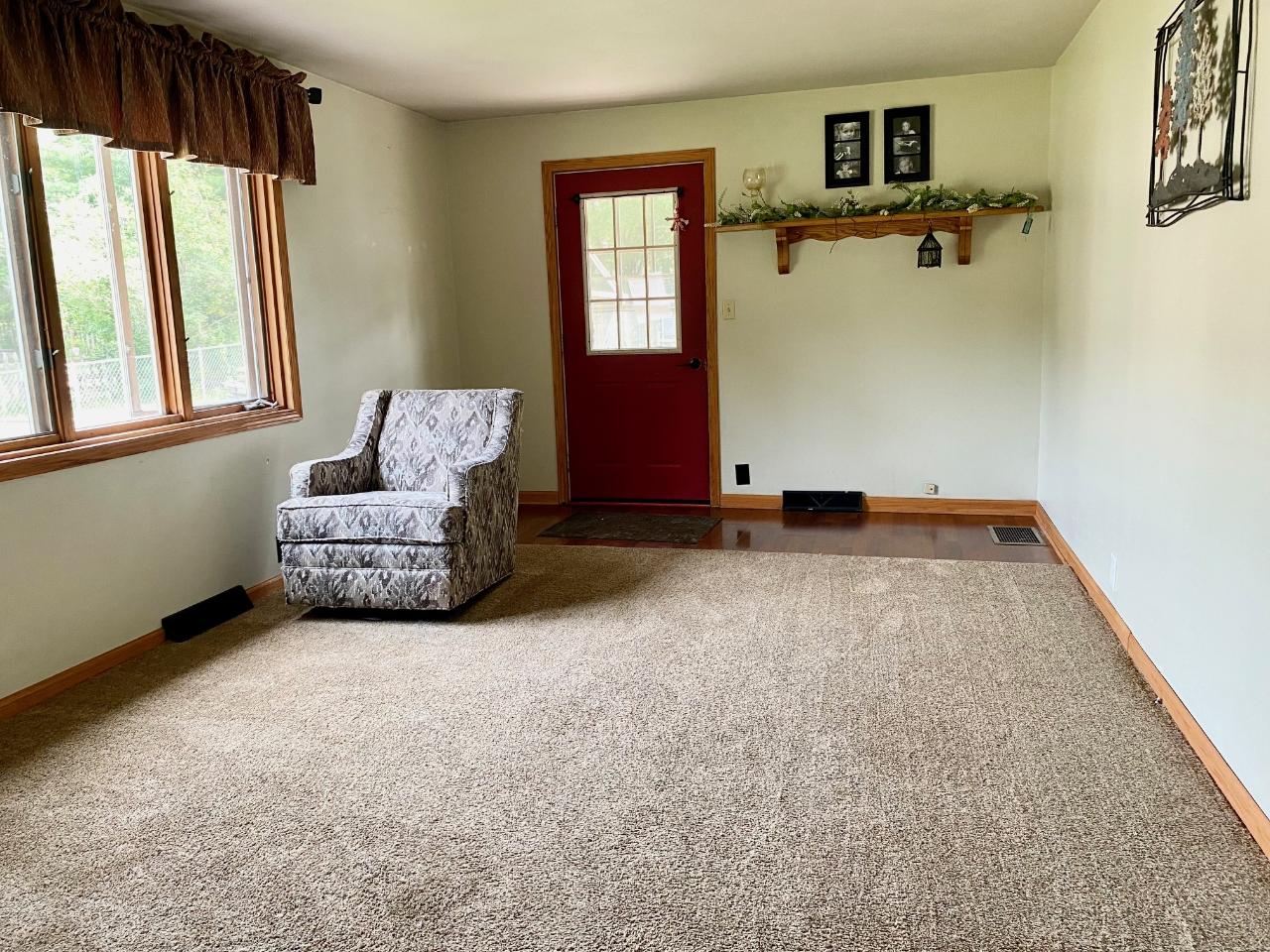 308 Lois Street Rhinelander, WI 54501 - Photo 6 of 17 Gallery Image 6