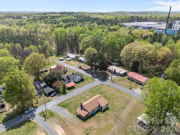 $139,900 | 208 Ellis Street, Albemarle, NC 28001