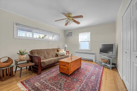 $1,250,000 | 40 Vassar Street, Garden City, NY 11530