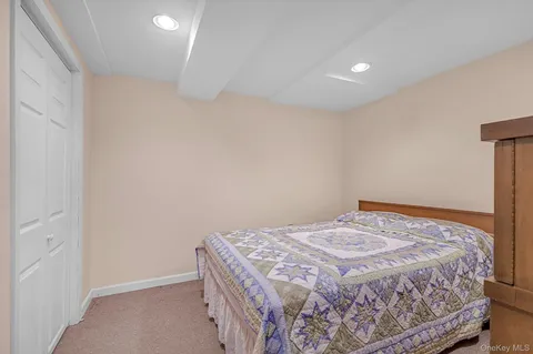 $1,250,000 | 40 Vassar Street, Garden City, NY 11530