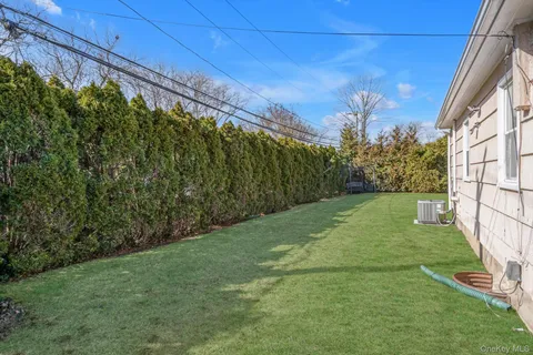 $1,250,000 | 40 Vassar Street, Garden City, NY 11530