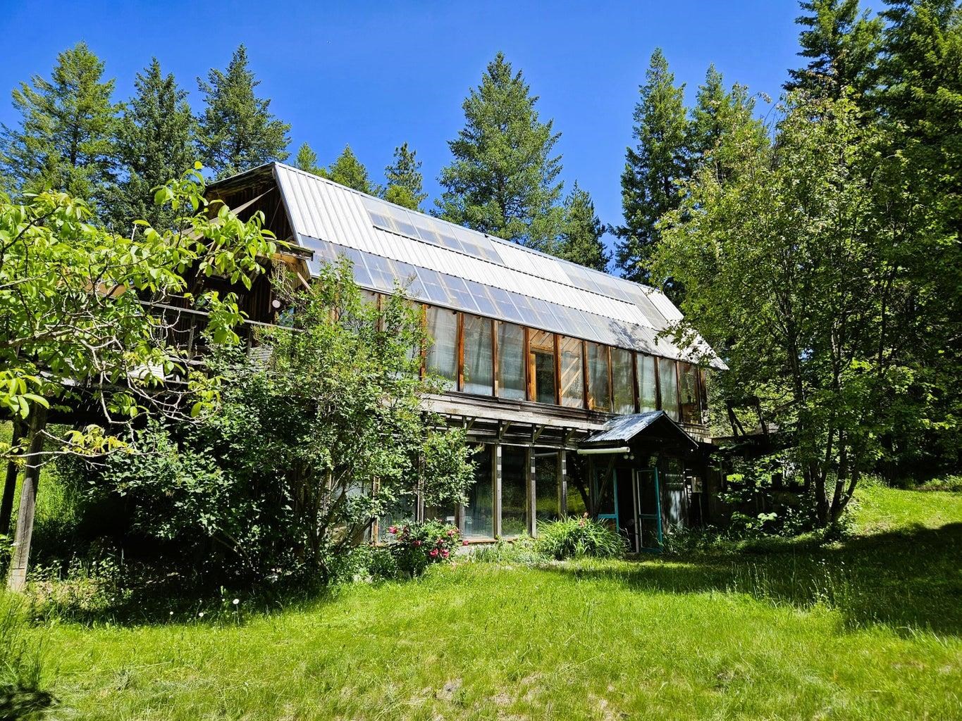 1407 Old CC Road Colville, WA 99114 - Photo 5 of 47