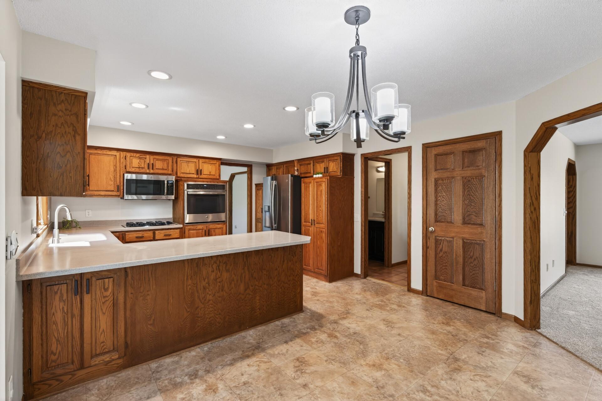 8809 Inverness Terrace Brooklyn Park, MN 55443 - Photo 11 of 55