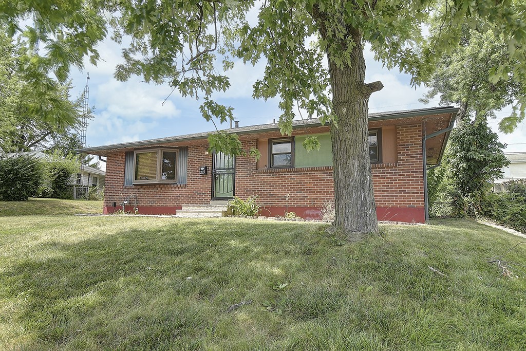 2123 Neff Road Dayton, OH 45414 - Photo 2 of 29
