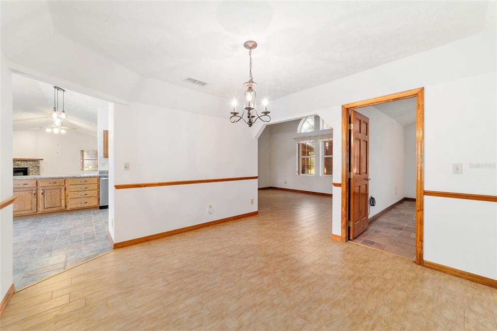 5980 Northeast 57th Loop Silver Springs, FL 34488 - Photo 31 of 79 Gallery Image 31