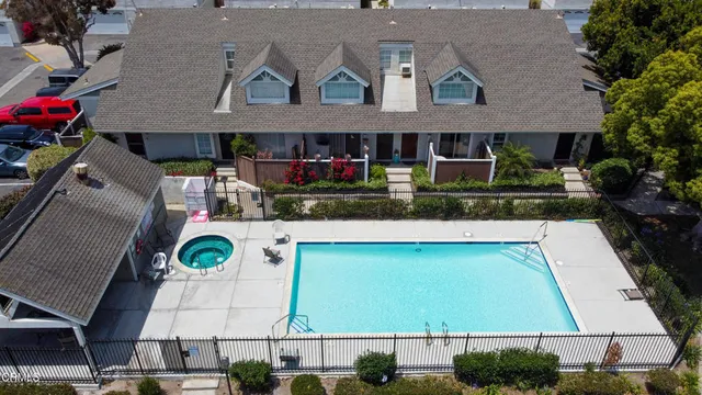 $445,000 | 1233 Osage Lane, Ventura, CA 93004