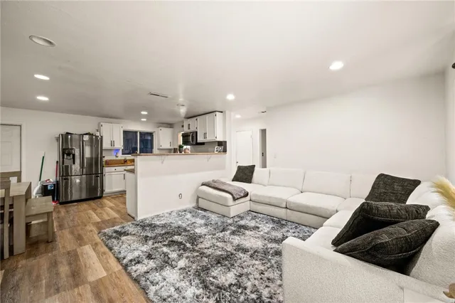 $360,000 | 43826 Beech Avenue, Lancaster, CA 93534