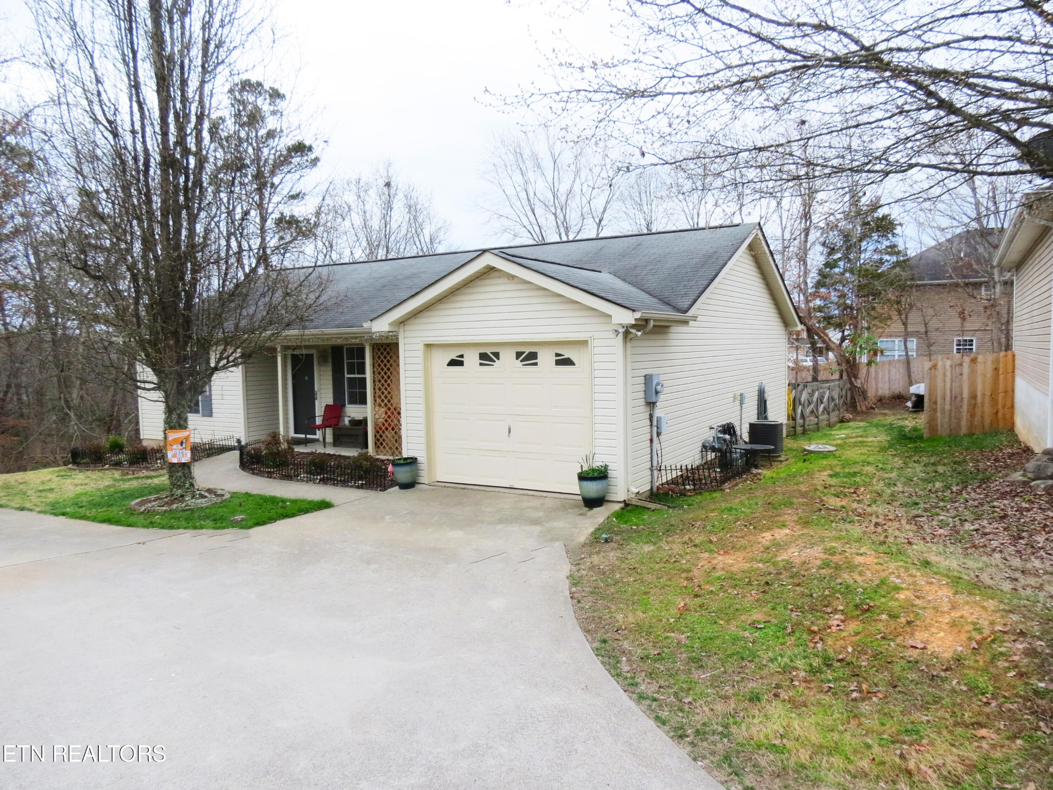 6630 Hugh Willis Road Powell, TN 37849 - Photo 2 of 30 Gallery Image 2