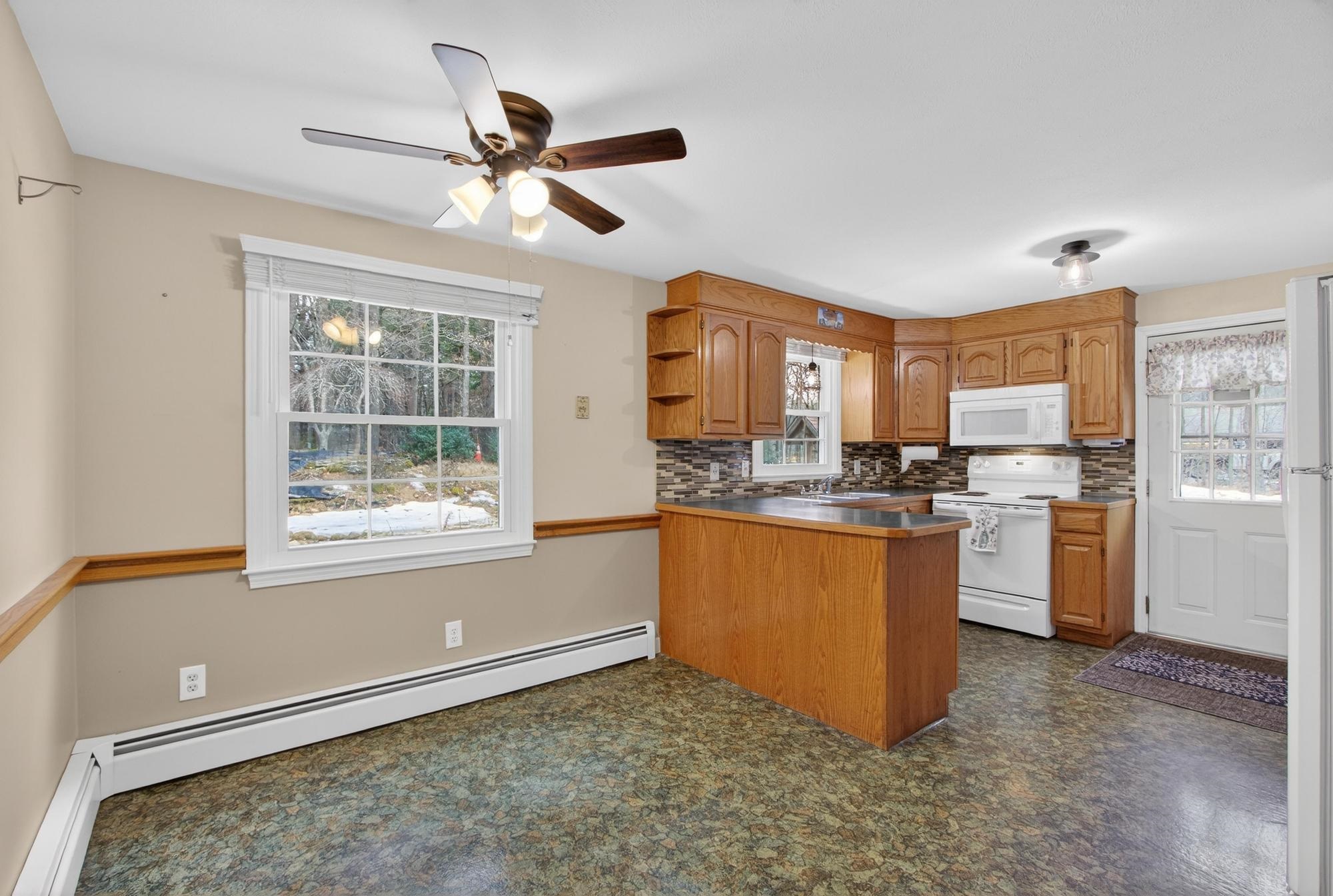 36 Bedford Road Merrimack, NH 03054 - Photo 5 of 30