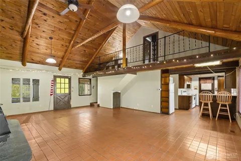 $500,000 | 32615 82nd Avenue South, Roy, WA 98580
