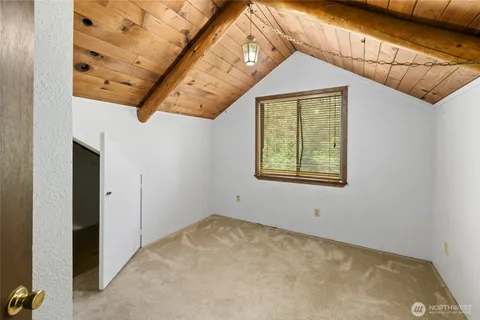 $500,000 | 32615 82nd Avenue South, Roy, WA 98580
