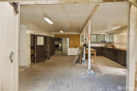 $500,000 | 32615 82nd Avenue South, Roy, WA 98580