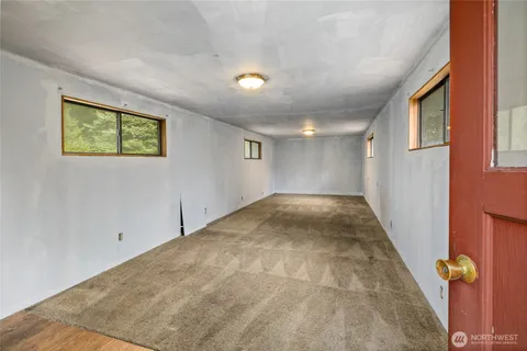 $500,000 | 32615 82nd Avenue South, Roy, WA 98580