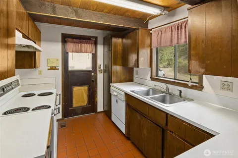 $500,000 | 32615 82nd Avenue South, Roy, WA 98580