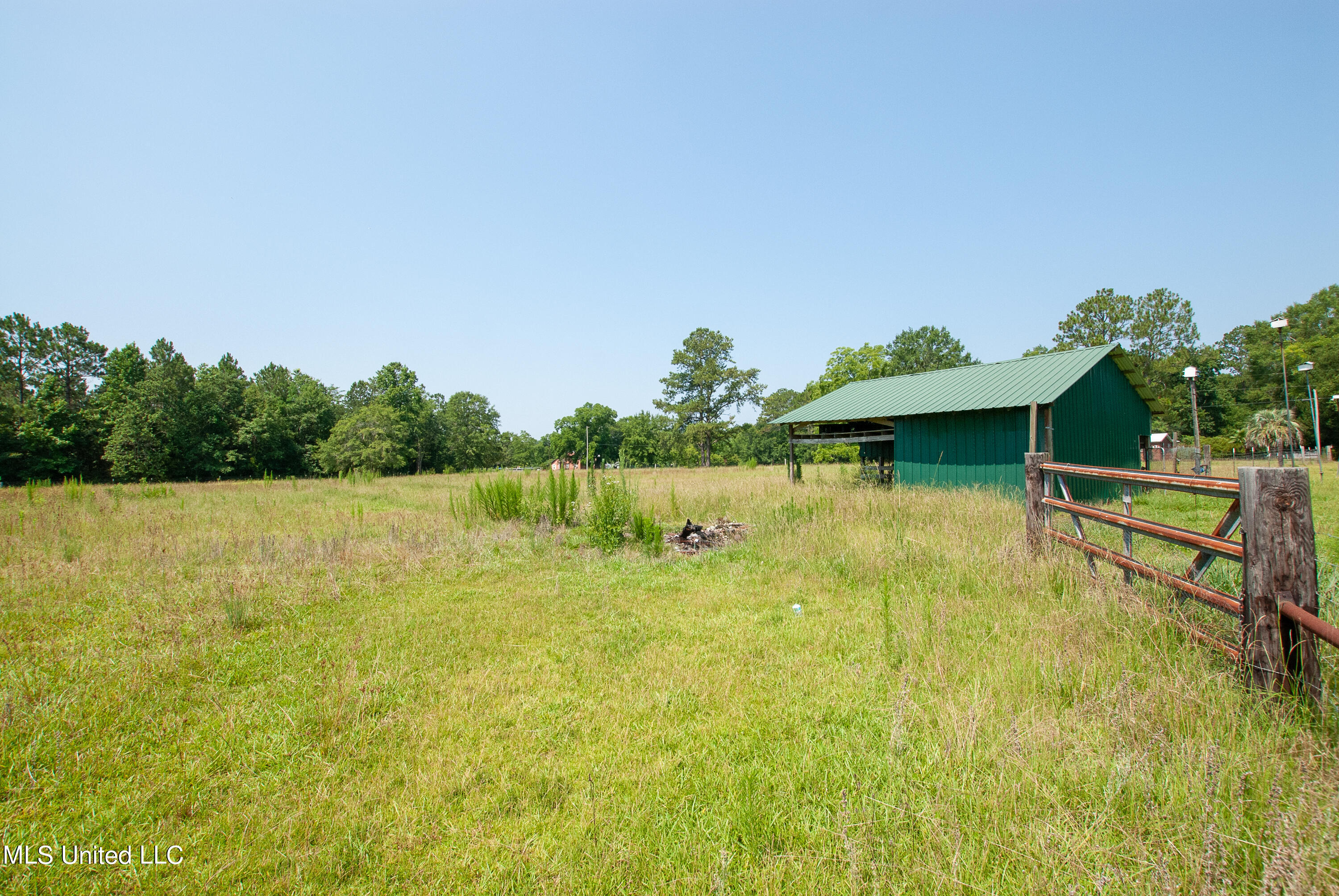 Paul Coleman Road Moss Point, MS 39562 - Photo 6 of 7 DSC_0053