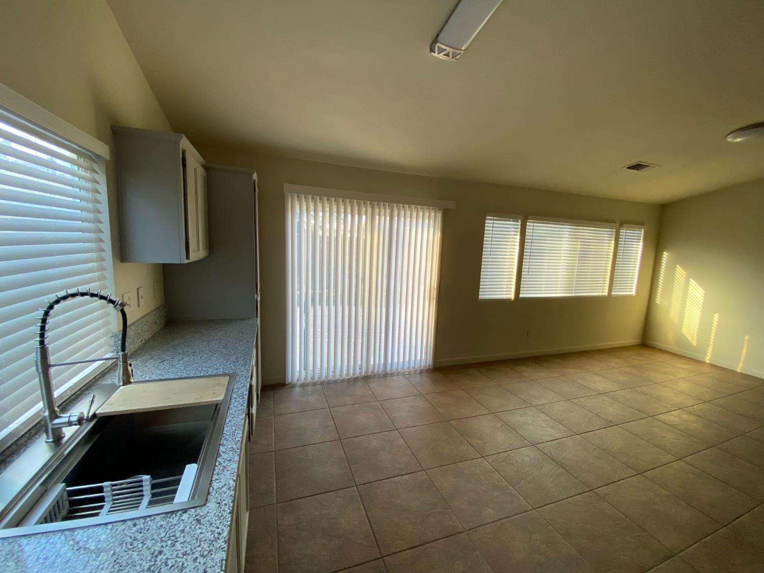 2529 Rushing River Drive Modesto, CA 95351 - Photo 17 of 56