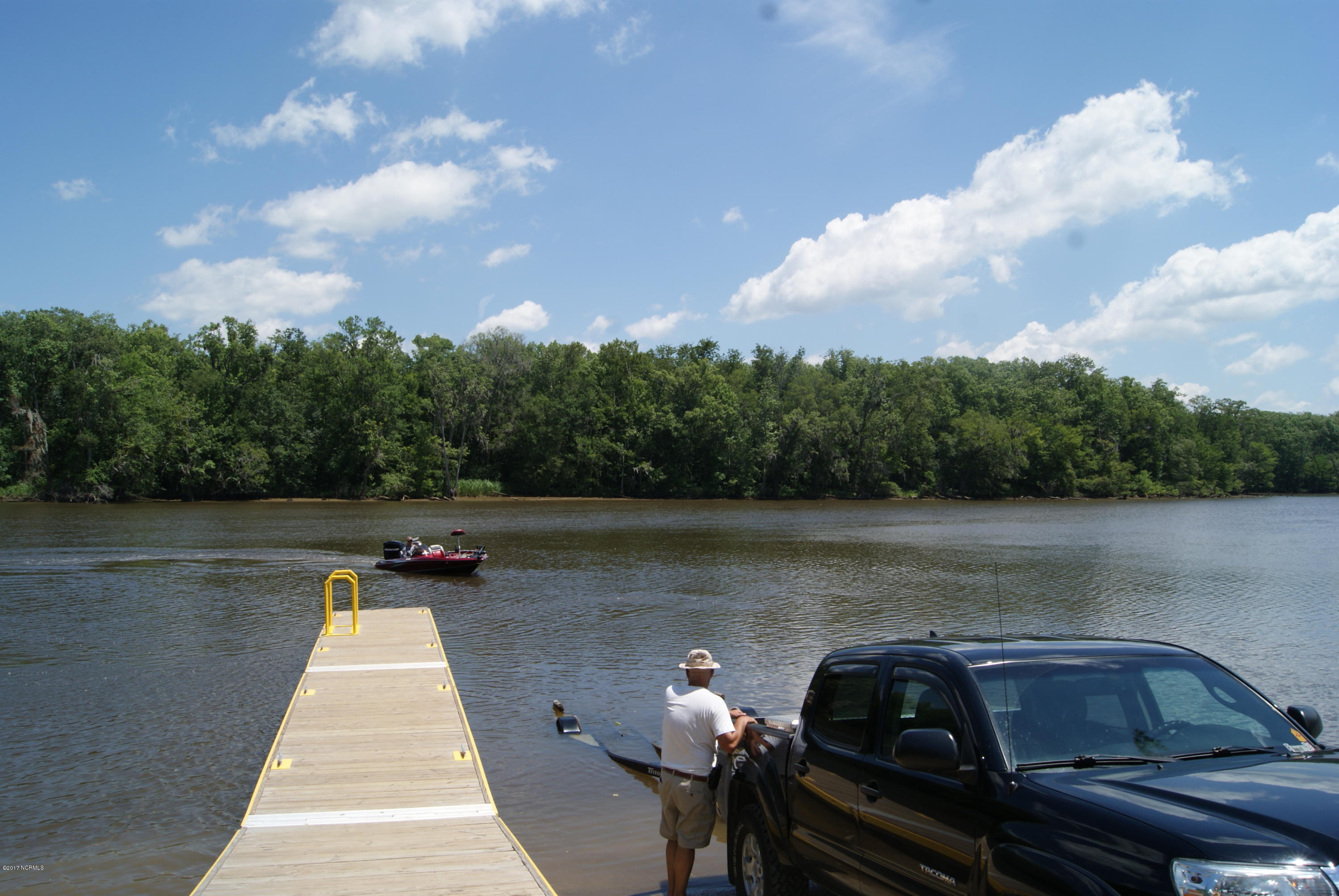 530 Spring Garden Road New Bern, NC 28562 - Photo 53 of 64 Boat Ramp with Parking