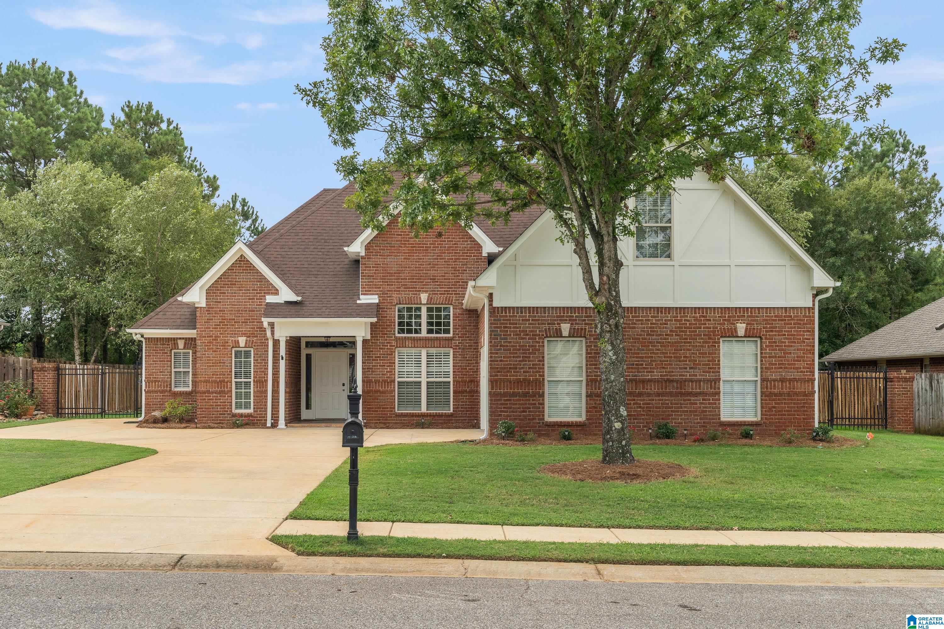 310 Tanglewood Circle Alabaster, AL 35007 - Photo 1 of 41