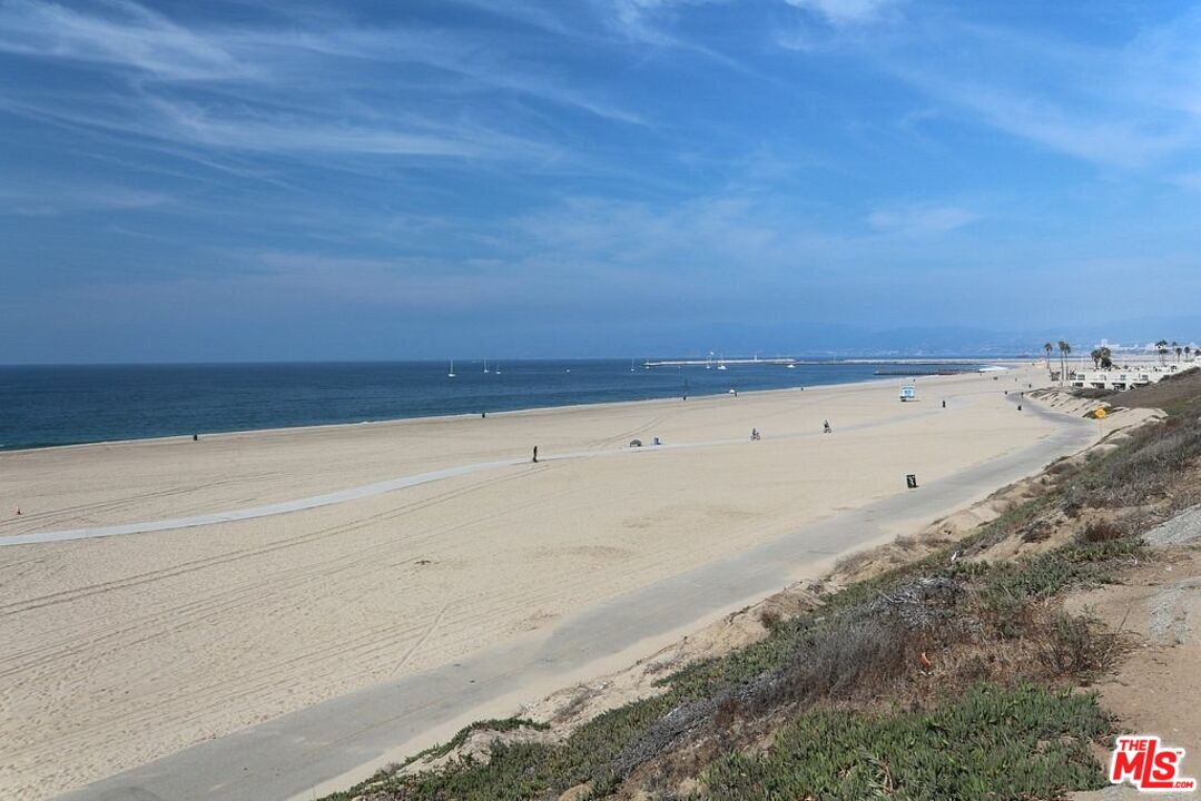 6655 Esplanade, Unit 1 Playa del Rey, CA 90293 - Photo 5 of 23