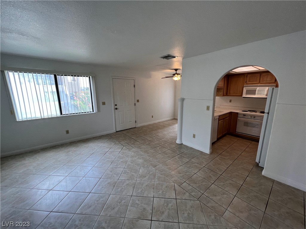 601 Cabrillo Circle, Unit 749 Henderson, NV 89015 - Photo 7 of 17