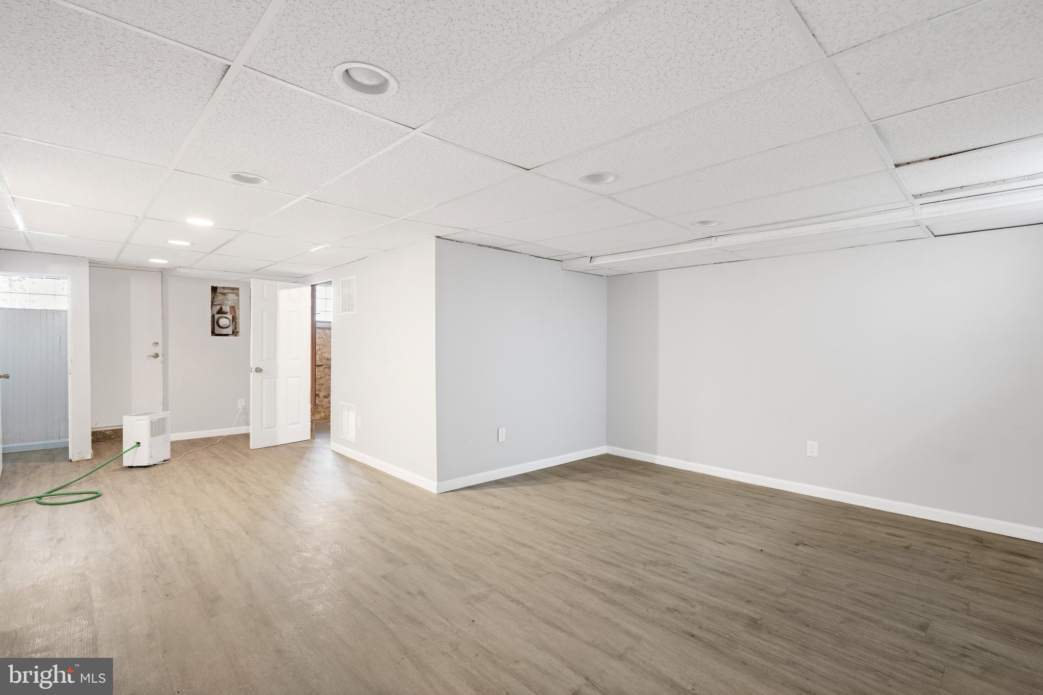 904 Andover Road Baltimore, MD 21218 - Photo 26 of 30 Lower Level Room to Make your Own!