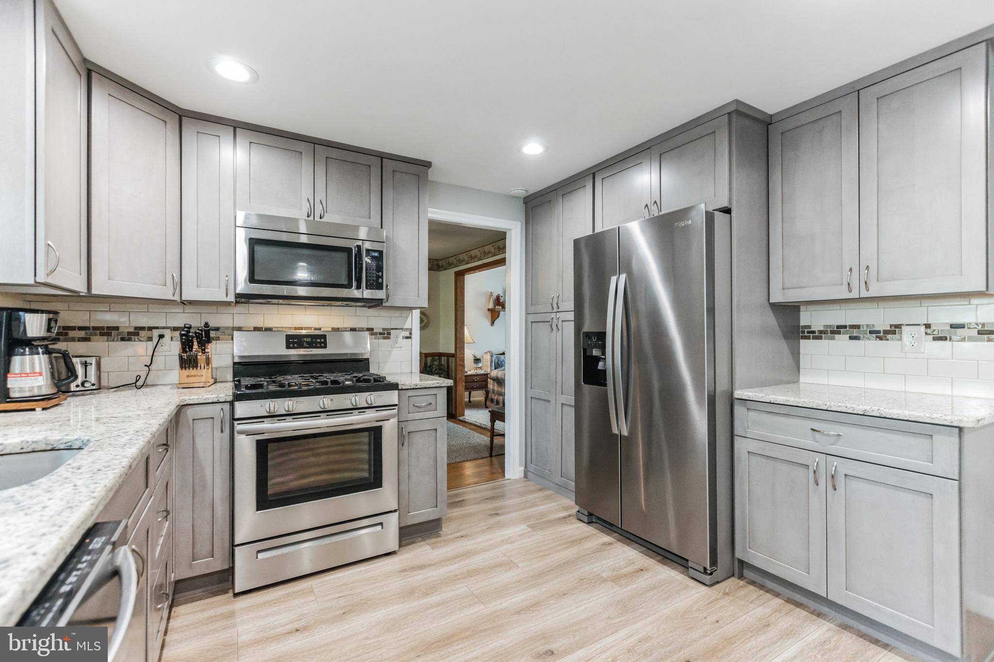 2421 Church Road Cinnaminson, NJ 08077 - Photo 11 of 36 Gallery Image 11