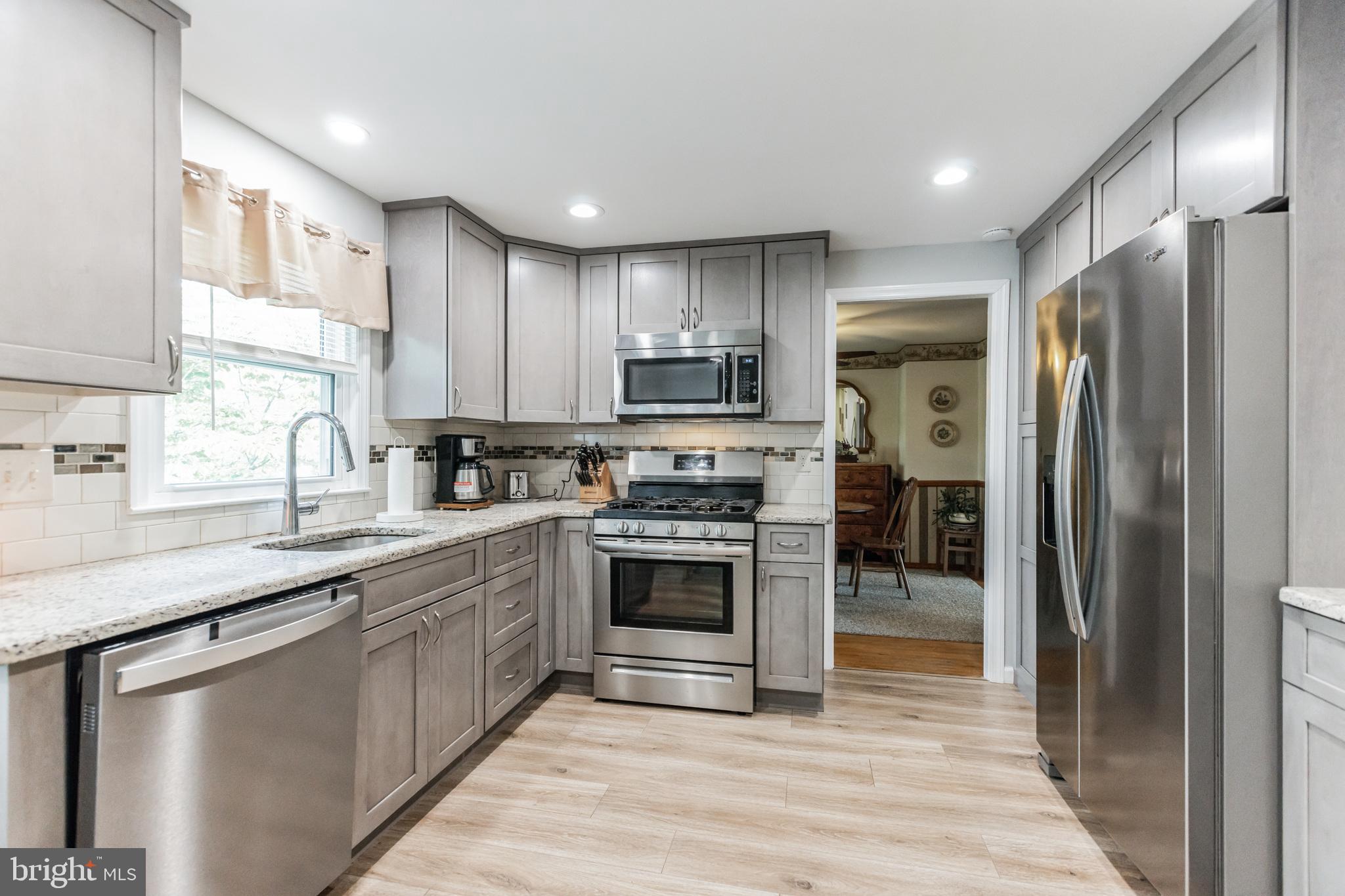 2421 Church Road Cinnaminson, NJ 08077 - Photo 10 of 36 Gallery Image 10