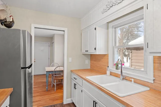 $375,000 | 548 Doris Avenue, Shoreview, MN 55126