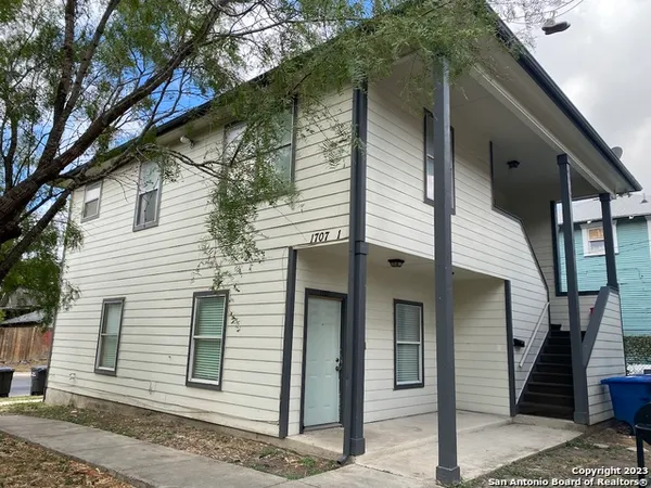 $1,000 | 1707 Dawson Street, Unit 1101, San Antonio, TX 78202