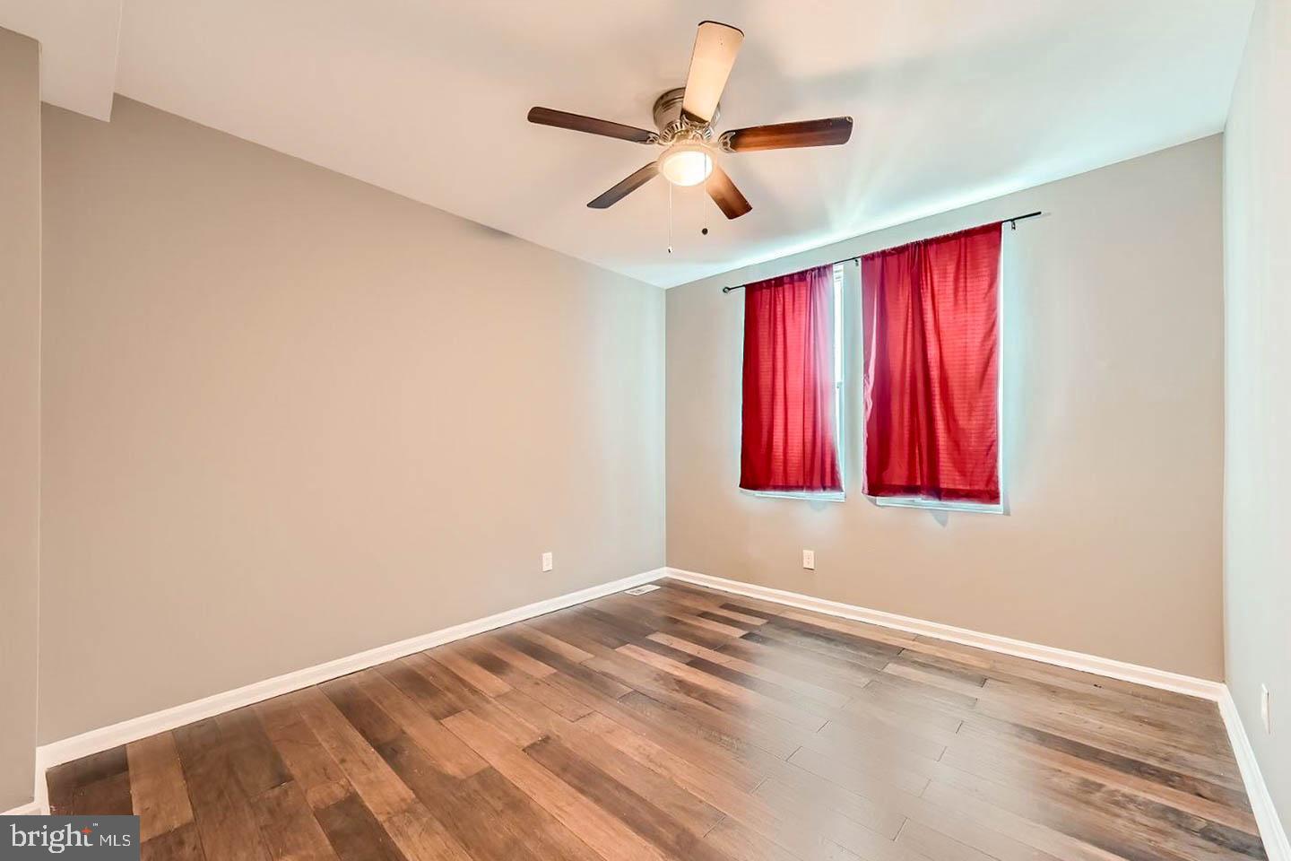 3927 Boarman Avenue Baltimore, MD 21215 - Photo 17 of 31