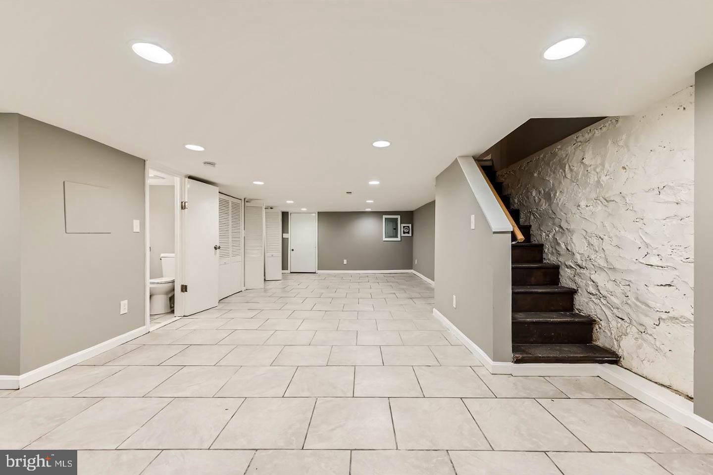 3927 Boarman Avenue Baltimore, MD 21215 - Photo 23 of 31