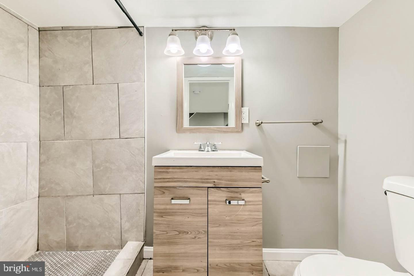 3927 Boarman Avenue Baltimore, MD 21215 - Photo 25 of 31