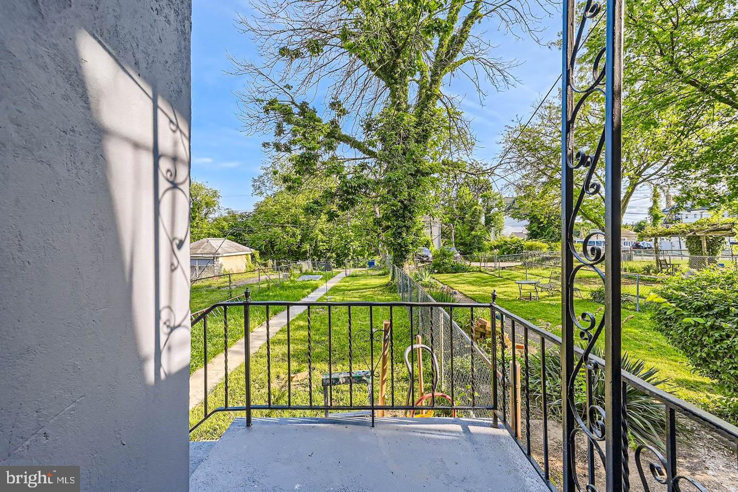 3927 Boarman Avenue Baltimore, MD 21215 - Photo 28 of 31