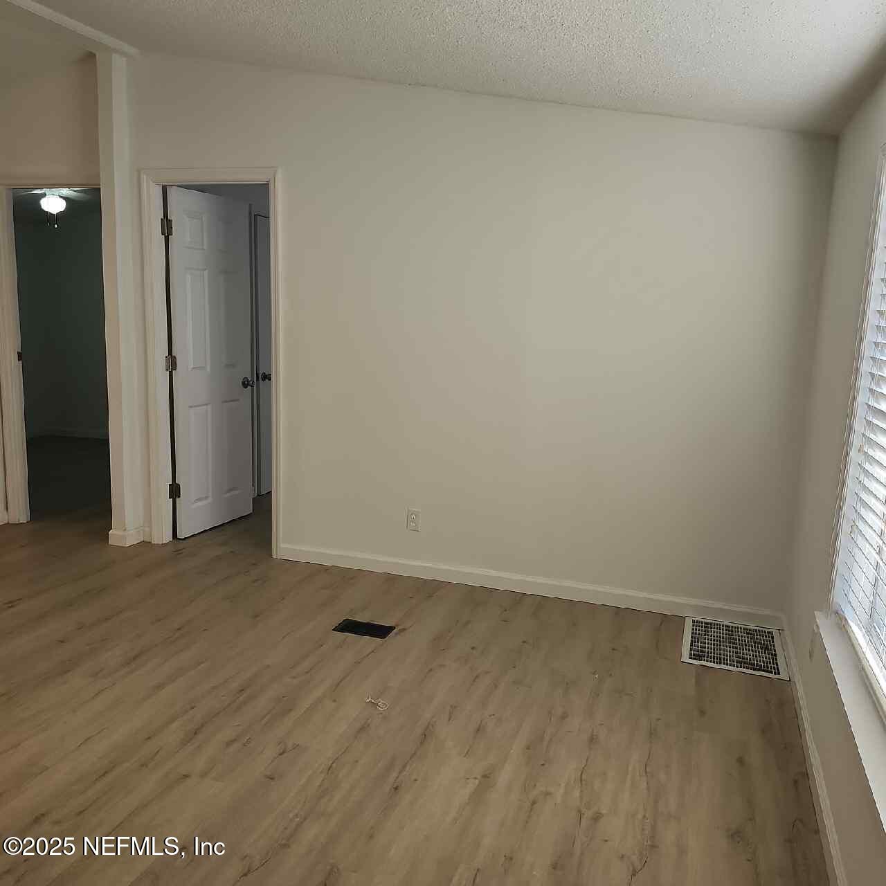 85008 Loretta Lane Yulee, FL 32097 - Photo 2 of 30 original (0.2)