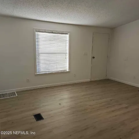 $1,800 | 85008 Loretta Lane, Yulee, FL 32097