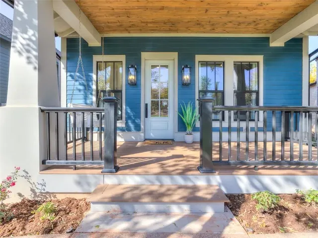 $379,900 | 719 Washington Street, Atchison, KS 66002