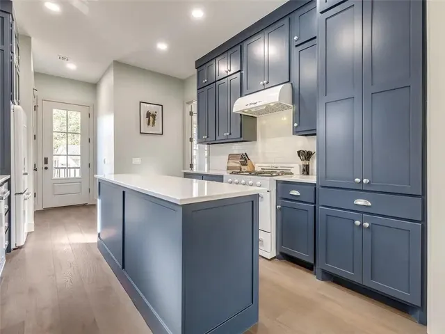 $379,900 | 719 Washington Street, Atchison, KS 66002