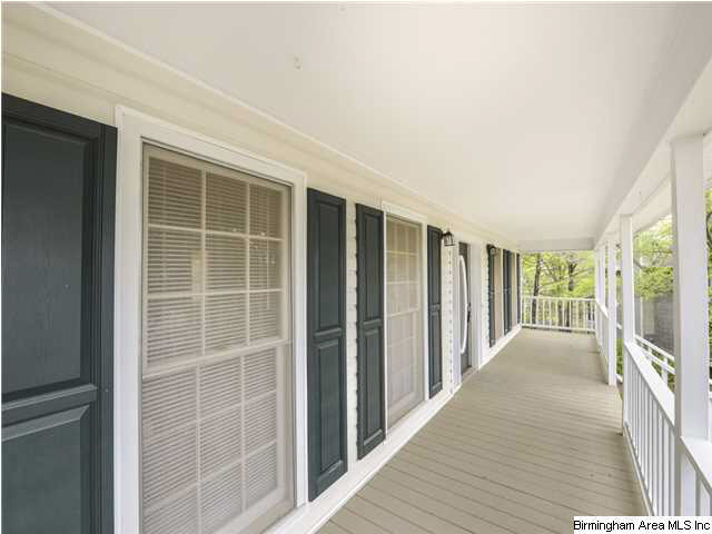 224 Dolphin Circle Alabaster, AL 35007 - Photo 2 of 25