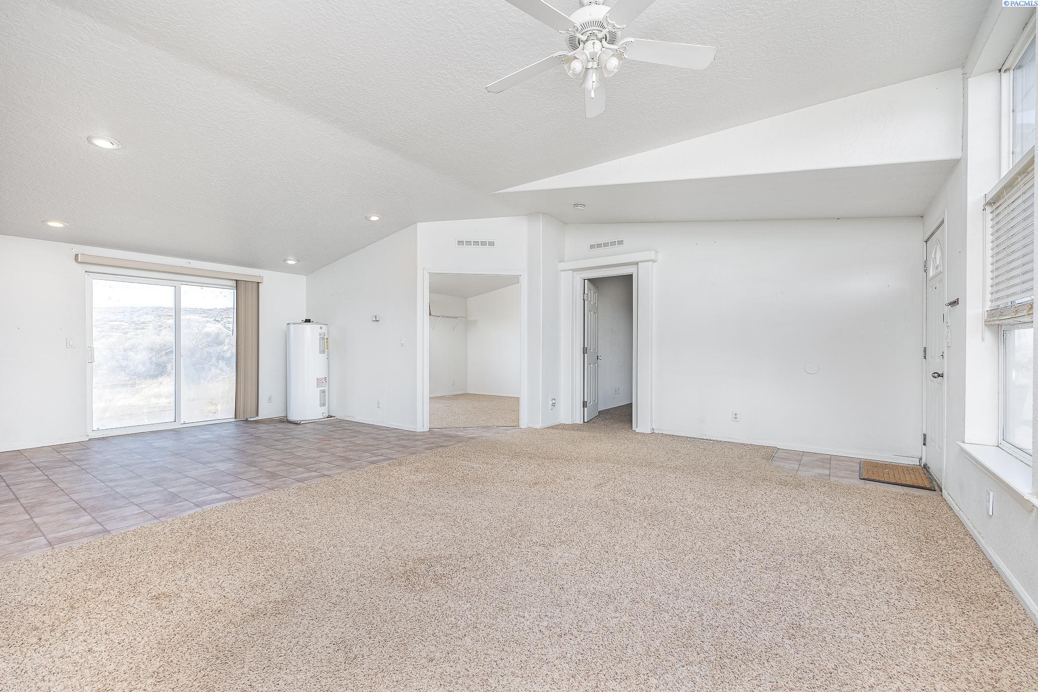 45219 Red Mountain Road Benton City, WA 99320 - Photo 6 of 30 Gallery Image 6