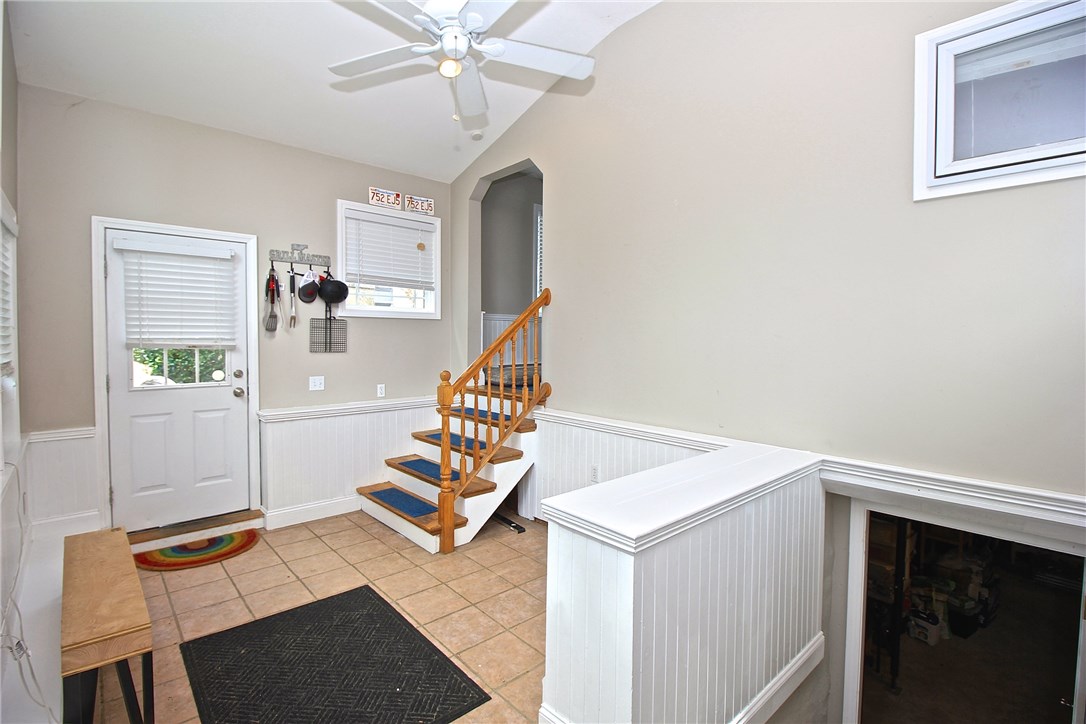 13 Bliss Road Newport, RI 02840 - Photo 13 of 41