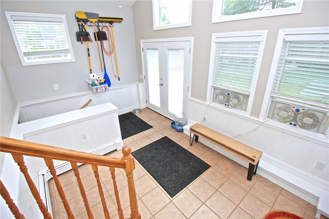 13 Bliss Road Newport, RI 02840 - Photo 14 of 41