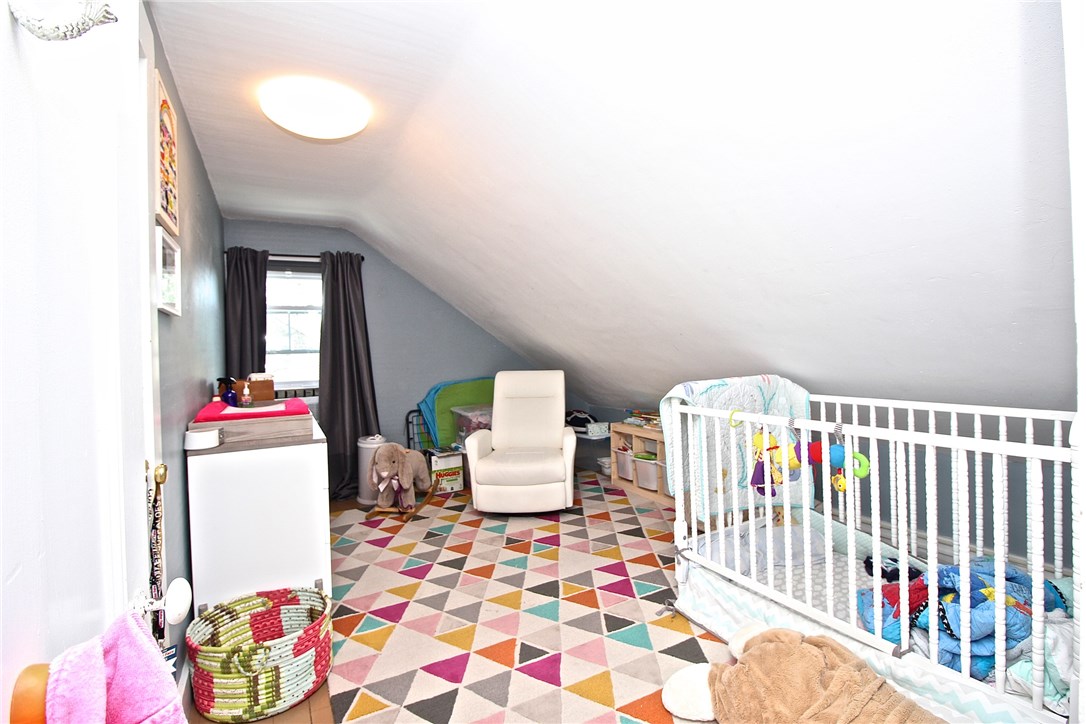 13 Bliss Road Newport, RI 02840 - Photo 23 of 41