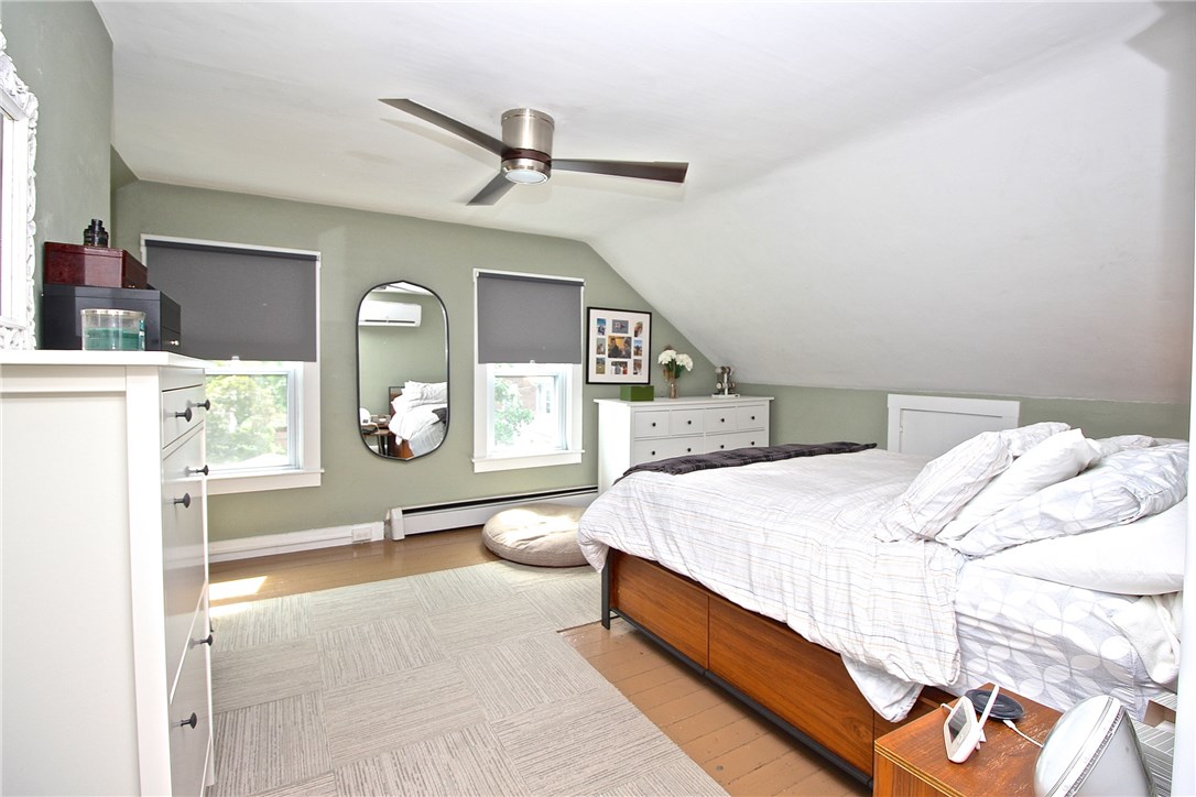 13 Bliss Road Newport, RI 02840 - Photo 28 of 41