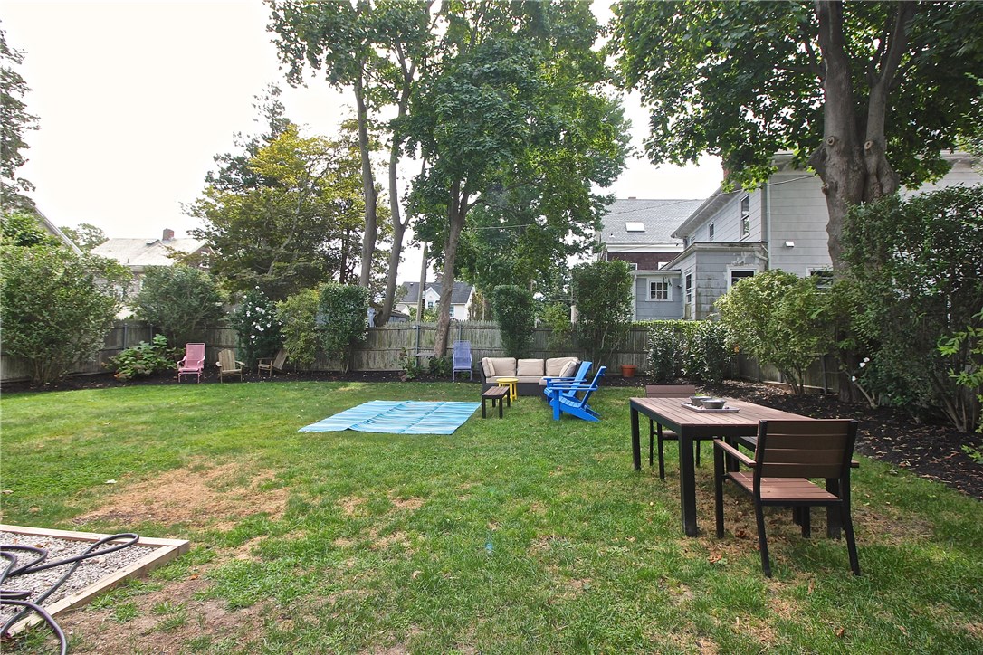 13 Bliss Road Newport, RI 02840 - Photo 29 of 41