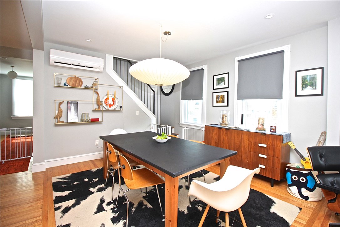 13 Bliss Road Newport, RI 02840 - Photo 3 of 41