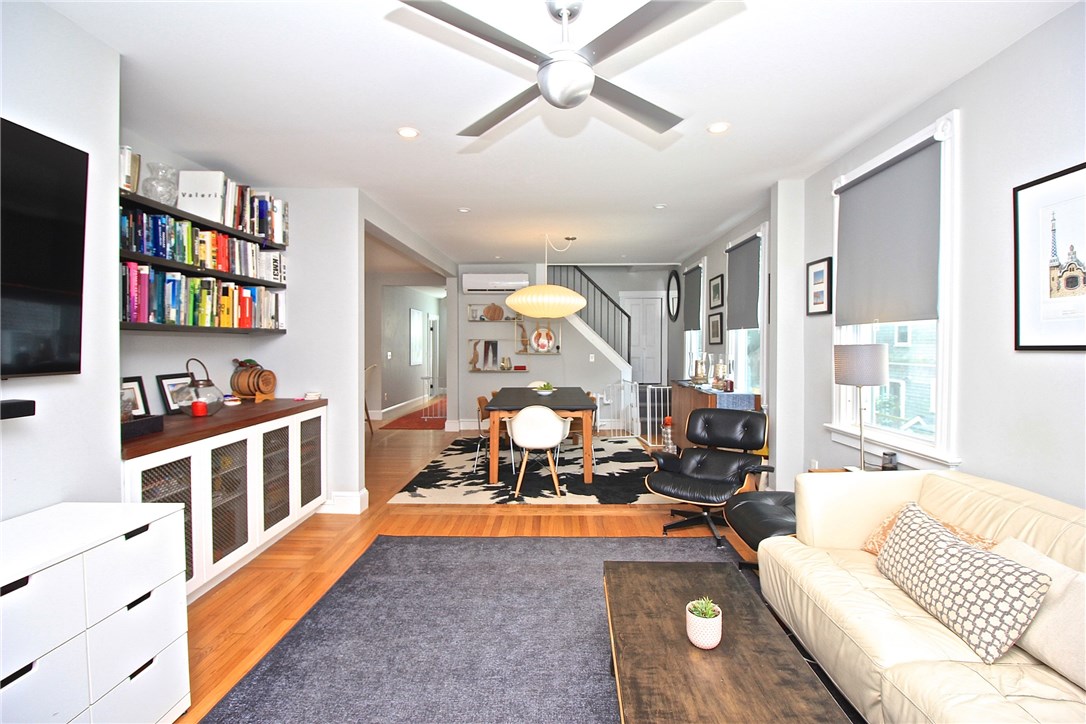 13 Bliss Road Newport, RI 02840 - Photo 10 of 41